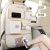 El organizador de asiento trasero de coche Blue Rain, con diseño de oso y conejo de dibujos animados, es una bolsa de almacenamiento que se puede colgar en el respaldo del asiento del coche para evitar que los objetos sean pateados.