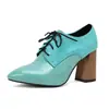 Sapatos de Bico Costurados 2024 Sapatos Femininos Salto Alto e Tornozelo Novo Comércio Exterior 4 Tamanhos de Sapatos Cadarço Grosso Preto Branco