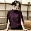 Camiseta de punto sencilla para mujer, cuello medio alto, manga murciélago, un nuevo estilo de principios de otoño, corte holgado, adelgazante y versátil.