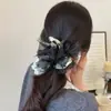 Exquisita y de Gama Alta Estilo Perezoso Lazo Negro de Puntos con Estilo Elegante y Estilo Femenino Diadema de Bola