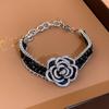 Pulseira de Cristal Camélia com Diamantes Elegante Estilo Francês Pulseira Preta de Alto Padrão Super Brilhante Personalidade ins Pulseira de Indústria Pesada