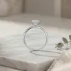 Tiktok Comercio Exterior Transfronterizo Modelo Nuevo Más Vendido Anillo de Moissanita Corte Esmeralda de 5*7mm 1Ct Moda Europea y Americana Anillo de Cola