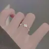 Anillo Chapado en Flor con un Diseño Único, Minimalista, de Alta Gama, Lujo Ligero, Estilo Fresco, Ajustable, Directo del Fabricante