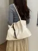 Elegante bolso tote retro para mujer, nuevo bolso de hombro de lujo ligero para verano 2026, bolso de mano de gran capacidad