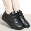 Invierno Nuevo Estilo Poliuretano Forrado de Felpa Engrosado Cálido Zapatos de Tela Old Beijing Zapatos de Algodón para Mujer Suela Suave Antideslizante Zapatos de Algodón para Madre