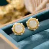 Seis pares de brincos redondos incrustados de jade branco Hotan estilo corte retrô concha pérola d'água banhados a ouro prata de lei 925