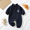 Mameluco para Bebé 2026 Primavera y Otoño Estilo Coreano Ropa para Bebé con Cremallera Mono Elegante Ropa para Exteriores Niños Estampado de Letras Traje para Gatear