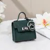 Encanto de Bolso Retro Llavero Billetera Monedero Sobre Rojo Estuche para Auriculares Colgante Versátil para Bolso Bolsa de Almacenamiento para Llaves de Coche