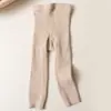 Meias Infantis 2026 Outono/Inverno Novo Estilo Pelúcia Adicional Listras Verticais Cor Lisa Calças Cropped para Meninas Veludo Fino Calças Quentes Calças para Bebês