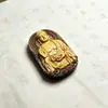 Pingente de madeira aromática com a imagem do Grande Sol Tathagata, incrustado com sândalo, artesanato em madeira de imitação de ágar, enviado com um cordão
