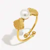Joyería Dulce de Nicho Retro Estilo Francés Europeo y Americano Anillo Abierto de Acero Inoxidable Chapado en Oro de 18 Quilates con Perla Artificial para Mujer Lujo Ligero