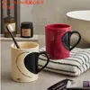 Taza de plástico simple para enjuague bucal al por mayor 2 yuanes tienda departamental taza de plástico para lavar baño del hogar taza de plástico para adulto para cepillarse enjuague bucal