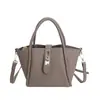 Bolso Cubo de Moda con Estampado de Lichi Estilo Coreano Casual Bolso Madre e Hija Modelo Nuevo 2025 Bolso de Hombro Cruzado para Viajes de Negocios para Mujer
