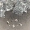 Versão de Luxo Pulseira de Trevo de Quatro Folhas e Flor de Cinco Folhas com Madrepérola Natural, Colar de Trevo de Quatro Folhas Espesso Banhado a Ouro 18K para Mulheres, Popular entre Influenciadores