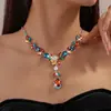 Collar de Cadena para Clavícula Estilo Palacio Retro con Colgante de Hoja y Gota de Agua de Diamante de Zirconia Collar de Lujo Ligero de Alta Gama Venta al por Mayor para Mujeres