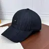 Gorra de Béisbol Versátil de Mezcla de Algodón de Alta Calidad Estilo Retro Americano con Letras Pequeñas para Hombres y Mujeres, Visera Ancha, Parte Superior Suave, Efecto Adelgazante del Rostro