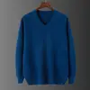 Outono e inverno Nova lã pura masculina com decote em V solto camisola espessa casual de negócios cor sólida camisa de base de malha