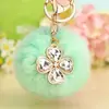 Processamento de fábrica personalizado strass trevo de quatro folhas pelúcia carro chaveiro metal bloqueio chaveiro diamante chave pingente