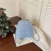 Mochila de Cuadros con Pedrería para Mujer 2026 Nueva Versátil Bolso de Mano Mini Mochila de Viaje Simple Ligera de Verano