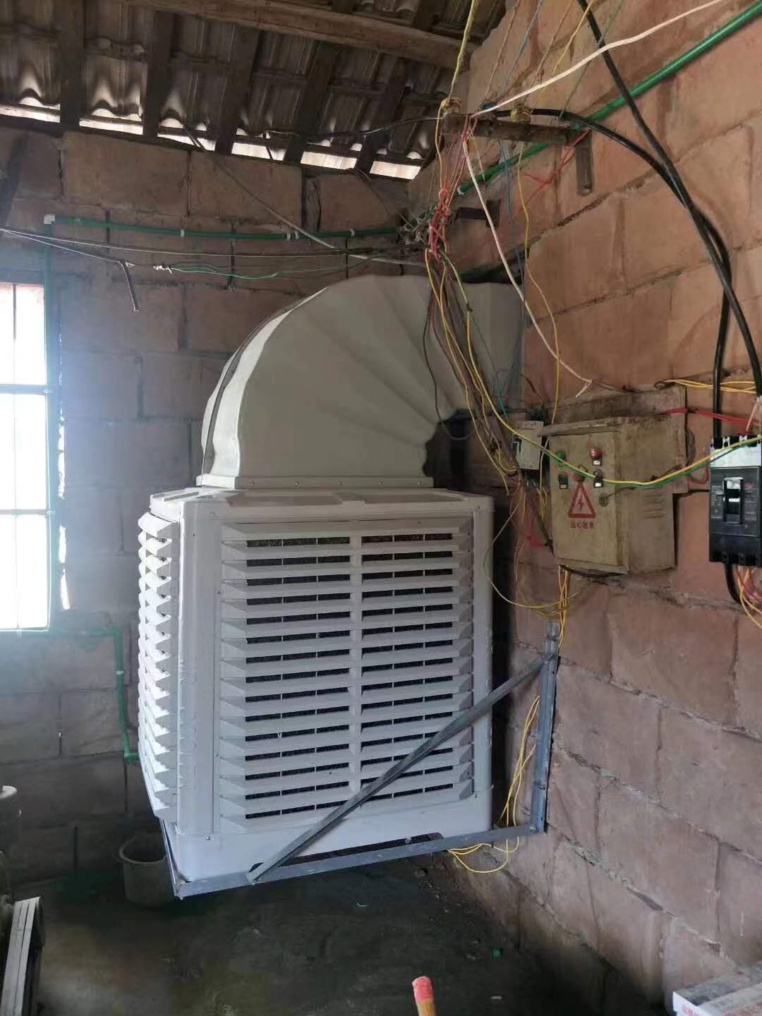 e832a7663d4ce95a816e0b46071f90