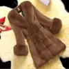 Outwear Feminino Novo Outono e Inverno 2024 Comprimento Médio Pele Sintética de Vison Pele Sintética Pele Sintética de Coelho Gola de Pele Sintética de Raposa Tamanho Grande Corte Justo