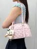 Bolso de hombro bordado de moda estilo coreano, nuevo modelo primavera-verano 2026, bolso de mano acolchado simple, bolso de hombro y axila moderno para el día a día