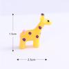 Musgo micro paisagem ornamentos adoráveis desenhos animados bonito amarelo rabo encaracolado sika cervo DIY montagem ornamentos atacado