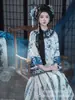 Traje Feminino Retro Dinastia Qing Han e Melhor Amiga da Srta. Liuyang Fotografia Roupa Azul e Branco Porcelana Viagem Fotografia