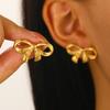 Pendientes ovalados de acero inoxidable con diseño de explosión de celebridades de Internet transfronterizas, pendientes de oro de 18 quilates con textura de corazón de melocotón geométricos y tendencia personalizada.