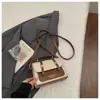 Bolsa Pequena Retrô Texturizada de Alta Qualidade para Mulheres, Nova Bolsa Transversal da Moda, Bolsa de Mão Fashion e Super Popular, Bolsa Quadrada Pequena
