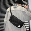 Bolso bandolera para hombre, nuevo, sencillo, transpirable, reflectante, para exteriores, funcional, para teléfono móvil, riñonera de nailon 2024, con correa para el pecho.