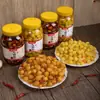 Pimentas coloridas de Guangxi, pimentas selvagens de montanha em conserva picantes e azedas, pimentas em conserva doces e azedas, pimentas olho de pássaro em conserva, pimentas coloridas, comida picante para acompanhar as refeições
