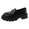 Sapatos femininos de couro com sola grossa, nova coleção primavera/outono 2026, bico fino de verniz nicho com salto bloco, mocassins slip-on estilo japonês retrô JK