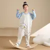 Pijama de una pieza para niña para primavera y otoño, de manga larga, saco de dormir anti-patadas y anti-frío, ropa de casa linda de dibujos animados para niñas pequeñas