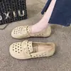 2026 Primavera/Verão Novos Mocassins de Solado Macio para Comércio Exterior Moda Perfurados Planos Vazados Sapatos de Mãe Transfronteiriços