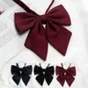 Gravata borboleta oblíqua com raiz de pena de cor sólida JK japonesa estilo faculdade feminina acessório de gola flor de marinheiro para foto de formatura