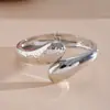 Pulsera Metálica Geométrica Redonda Abierta Transfronteriza Europea y Americana, Pulsera Versátil de Moda y Sencilla con un Diseño Exagerado