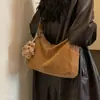 Bolso tote de otoño, moderno y versátil, nuevo bolso cruzado de moda para mujer, gran capacidad para ir al trabajo 2026