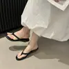 Chanclas retro estilo francés para mujer, sandalias de cuña de punta redonda y punta abierta, nuevo modelo 2026, tacones altos sencillos y elegantes