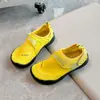 Sapatos Aquáticos Simples para Meninas ao Ar Livre 2026 Novo Modelo Sapatos de Malha de Secagem Rápida Infantil Estilosos Cor Dopamina Sapatos Esportivos Casuais