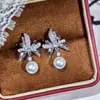 Brincos de Tarraxa Populares e Elegantes com Pérolas Naturais de Água Doce Formato Bun, Borboleta, Coração de Pêssego e Caractere de Bênção, Banhados a Ouro 14K