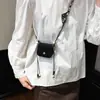 Bolso Mini Silla de Gamuza de Alta Gama, Bolso Pequeño con Pañuelo de Seda y Cuentas, Bolso Cruzado, Bolsita para Auriculares, Bolsita de Cuello de Nicho, Bolso Pequeño para Accesorios