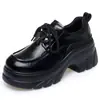 Mocasines negros de plataforma de moda estilo coreano para mujer, diseñados para añadir altura, zapatos casuales con cordones, versátiles para el uso diario, zapatos de plataforma para mujer