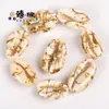 Fabricantes de Varios Diseños de Conchas Accesorios para Joyería DIY Conchas Impresas y Caracoles Collares y Pulseras Hechos a Mano con Cuentas