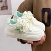 Nuevos Zapatos Blancos Populares Primavera y Otoño 2025 para Mujer Suela Gruesa Estudiantes de Secundaria Campus Más Fáciles de Combinar Zapatillas Deportivas y Casual Chic