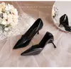 Zapatos de tacón de aguja con punta fina para mujer, nueva colección otoño 2026, tacones altos para commuting, zapatos de boda de corte bajo, zapatos profesionales, zapatos formales elegantes