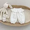 Pantalones Florales de Verano Anti-Mosquitos para Niñas 2026 Nuevo Estilo Pantalones Jogger con Ribete de Encaje para Bebé Pantalones Finos de Linterna Pantalones de Aire Acondicionado