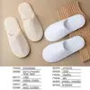 Pantuflas Desechables de Terciopelo de Coral Engrosadas con Suelas Antideslizantes para Hoteles Cinco Estrellas, Adecuadas para Uso en Casa y Habitaciones de Huéspedes, Venta al por Mayor desde el Fabricante