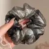 Novo modelo 2026 scrunchie de cetim preto para mulheres, elástico de cabelo de alta qualidade, elástico elegante para rabo de cavalo baixo, acessório de cabelo estilo casual