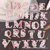 26 Letras Inglesas Patch Flor Tecido Aplique Moda Casal Jardim de Infância Crianças Bordado Colorido Patch Decorativo